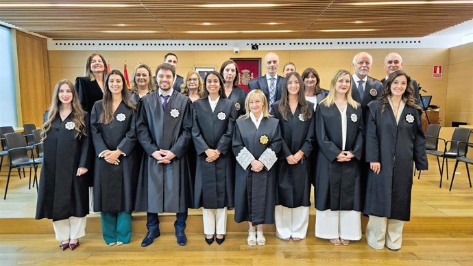 Siete jueces en prácticas juran sus cargos y toman posesión ante la Sala de Gobierno del TSJCyL .