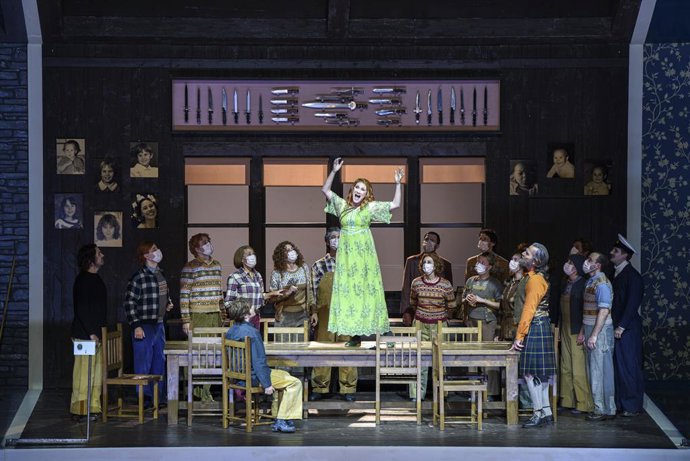 Archivo - Imagen de archivo de la representación de una ópera en Les Arts. 