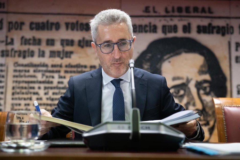 El ministro de Hacienda, Arcadi España, comparece ante la Comisión de Hacienda, a 30 de junio de 2026, en Madrid (España). Durante su comparecencia, España ha informado detalladamente a los grupos parlamentarios sobre las líneas generales de la política e