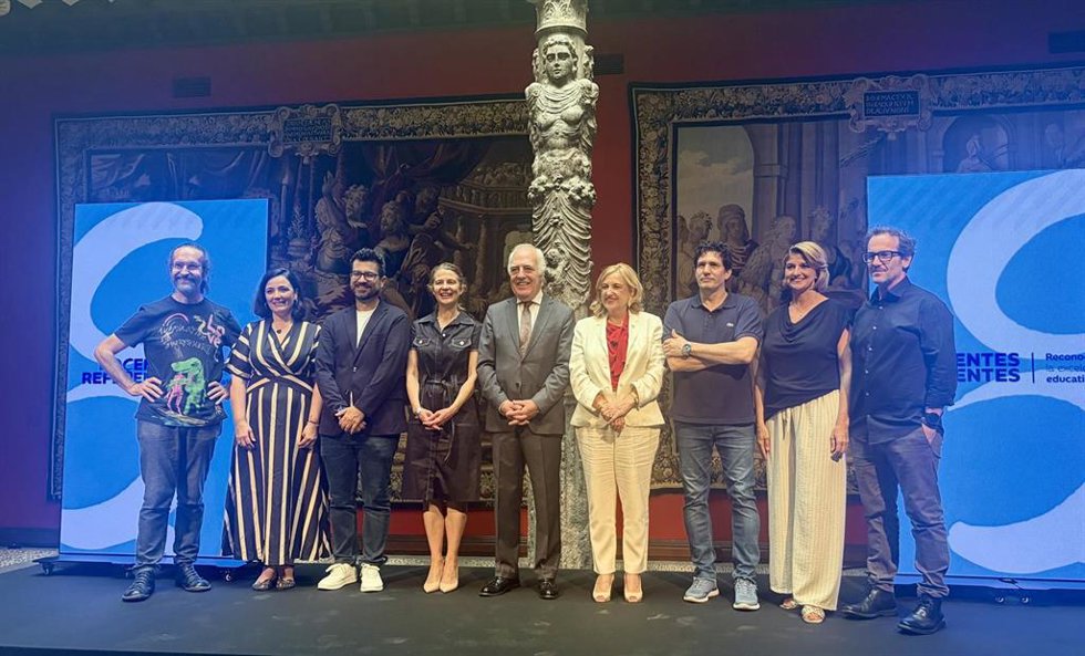 Fundación Ibercaja reconoce la excelencia educativa en España y anuncia los nombres de los ganadores de Docentes Referentes, en Patio de la Infanta.