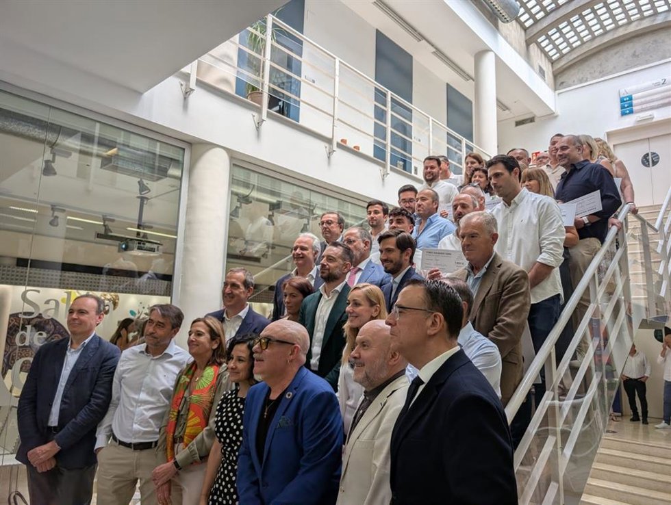 Acto institucional de entrega de los reconocimientos a los ayuntamientos beneficiarios del Fondo Solidario DANA impulsado por CERMI Comunitat Valenciana y UNESPA
