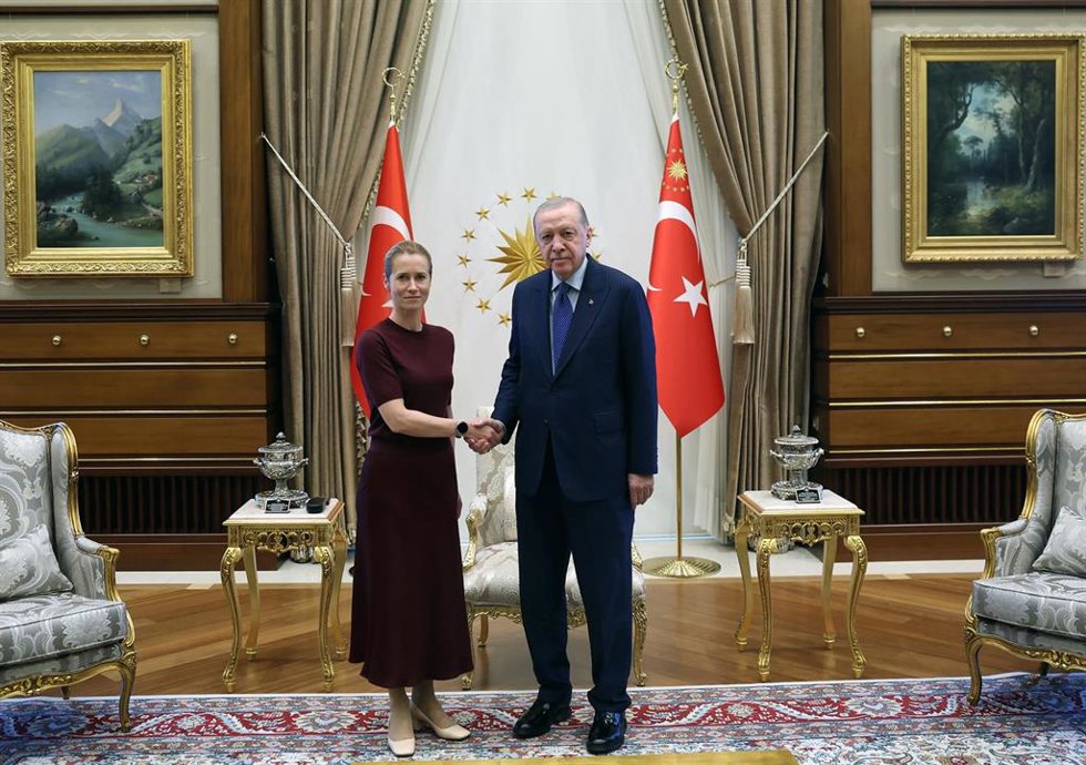 La Alta Representante de la Unión Europea para Política Exterior, Kaja Kallas, junto al presidente de Turquía, Recep Tayyip Erdogan