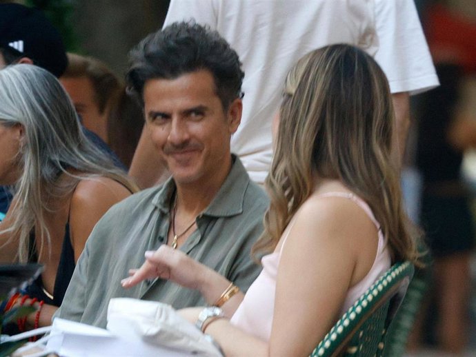 Orson Salazar recupera la sonrisa tras su separación de Paz Vega