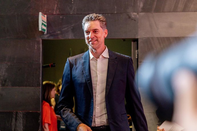 O ex-jogador de basquete e presidente da Comissão de Atletas do Comitê Olímpico Internacional, Pau Gasol, durante a realização do I Fórum de Atletas, na sede do Comitê Olímpico Espanhol, em 18 de junho de 2026, em Madri (Espanha). Este evento d