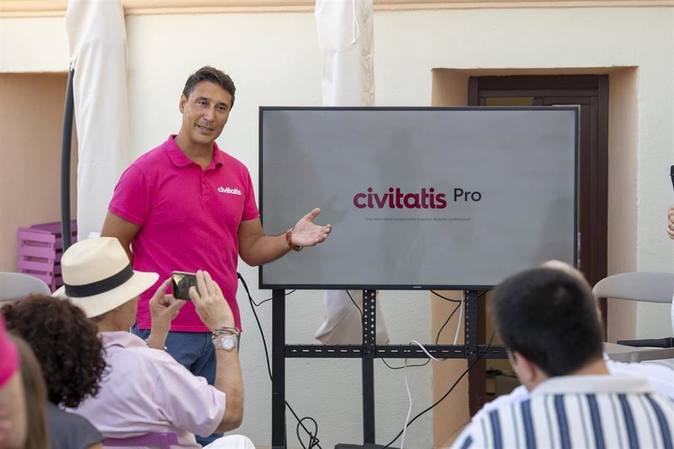 Andrés Spitzer Civitatis Pro