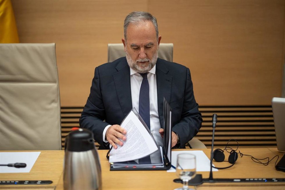 Archivo - El secretario general del Centro Nacional de Inteligencia, Luis García Terán, en el Congreso.