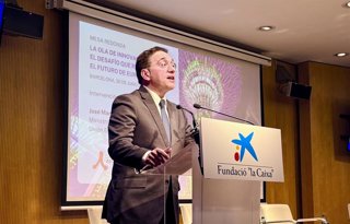 El ministro de Asuntos Exteriores, Unión Europea y Cooperación, José Manuel Albares, en un acto sobre innovación asiática organizado por Casa Àsia en Barcelona