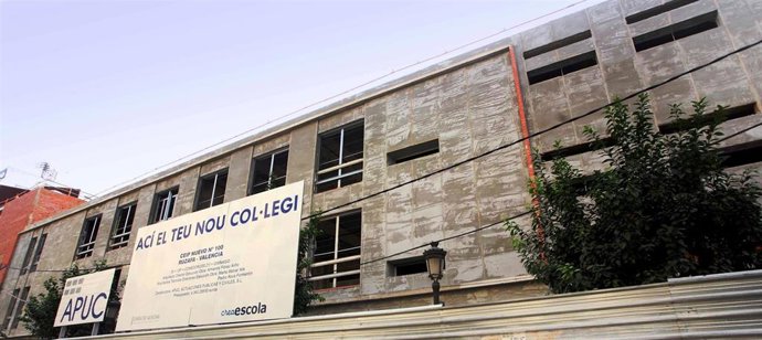 Archivo - Imagen de archivo de obras en un colegio. 