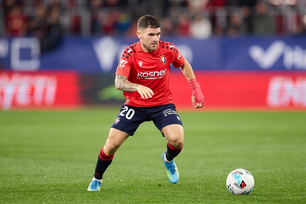 Archivo - Javi Galán con Osasuna