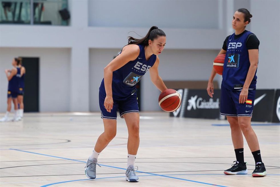 Archivo - Maite Cazorla con la selección española de baloncesto