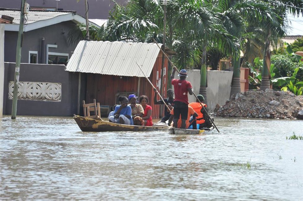 Archivo - Inundaciones en Accra, Ghana