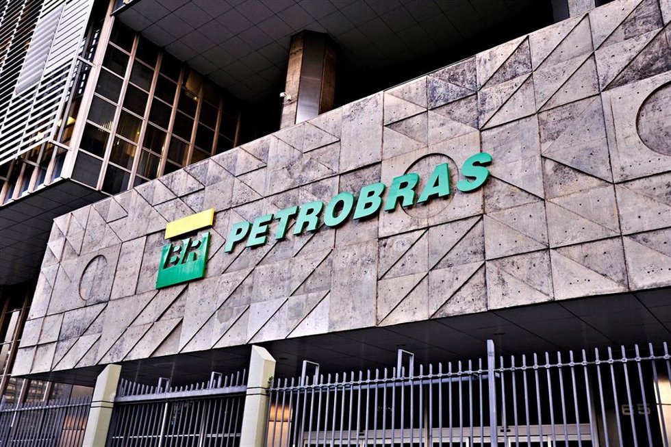 Archivo - Edificio de Petrobras en Brasil. Imagen de archivo
