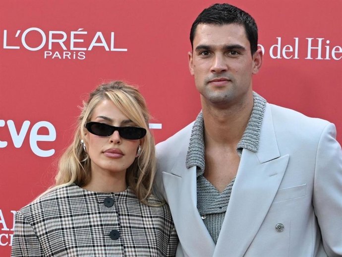 Jessica Goicoechea y Manu Moreno en los Premios Academia de la Moda Española 2026