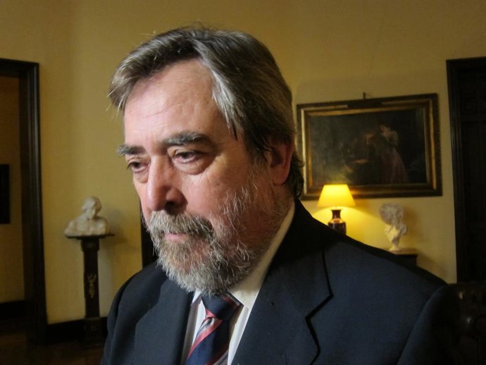 Archivo - El alcalde de la ciudad de Zaragoza, Juan Alberto Belloch.