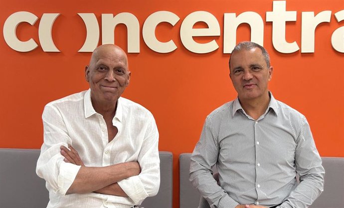 El presidente ejecutivo de Concentra, Javier López-Linares (izquierda), y el director de Canarisk, Jesús Carballo.