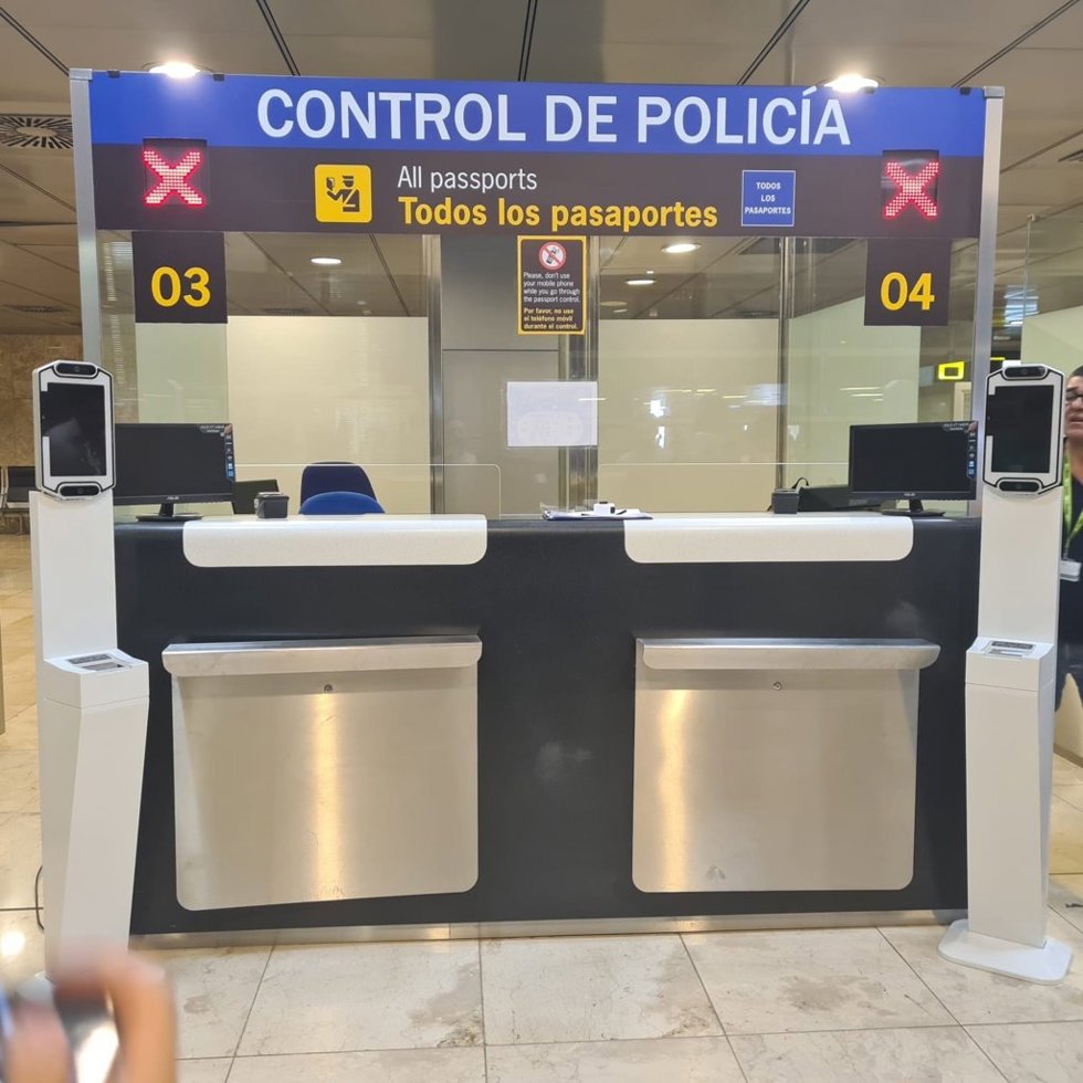 Archivo - Sistema europeo de control fronterizo biométrico en España.