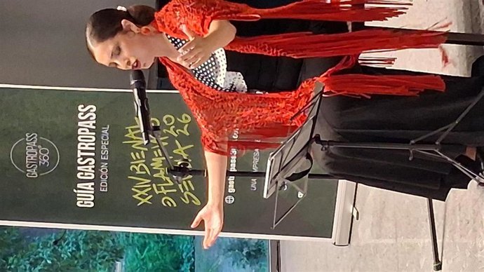 Un momento de la presentacion de la guia Gastropass dedicada a la Bienal de flamenco.