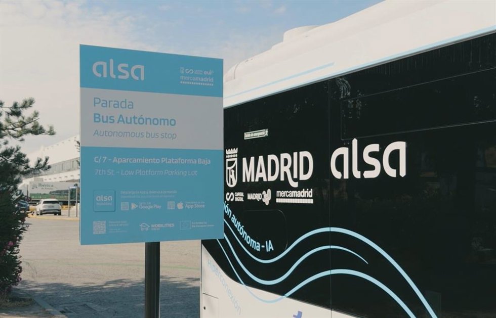 Parada informativa autobús autónomo Mercamadrid