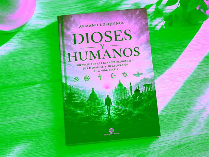 Dioses y Humanos