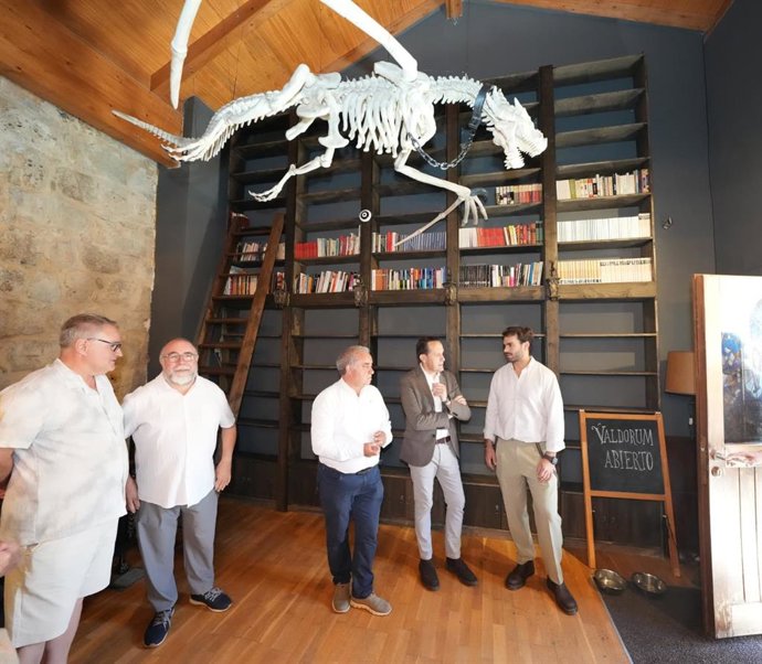 Inauguración de la libreria 'Valdorum'  en Villa del Libro.