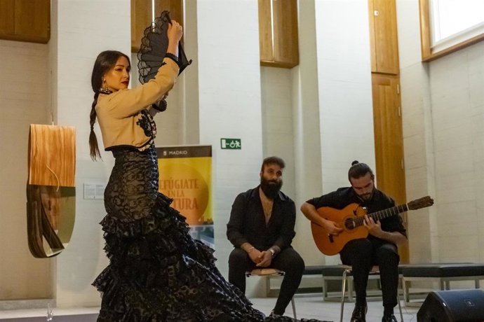 Actuación de flamenco con la bailaora Paula Rodríguez en la edición 2025 de Refúgiate en la Cultura.