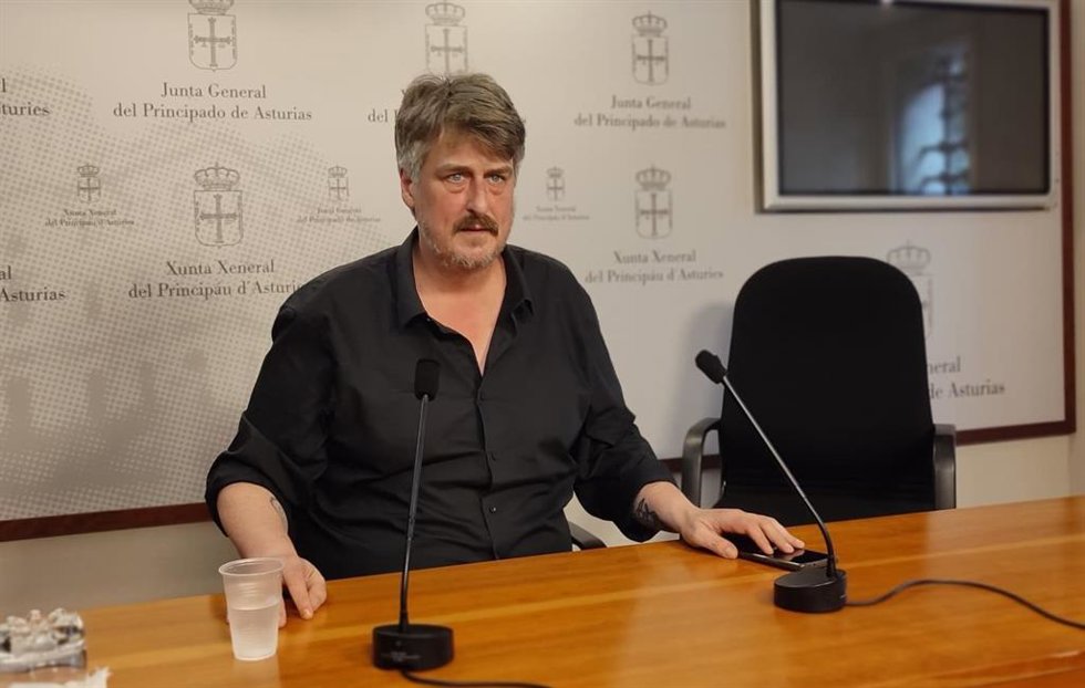 El portavoz de IU-Convocatoria por Asturies, Xabel Vegas.