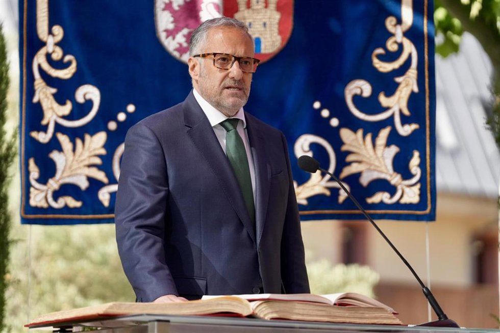 El vicepresidente primero, Carlos Pollán, toma de posesión del gobierno autonómico de Castilla y León.