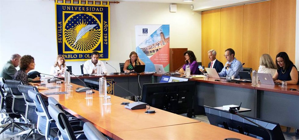 La Memoria de Actividades de la Fundación Universidad Pablo de Olavide presentada ante el Patronato.