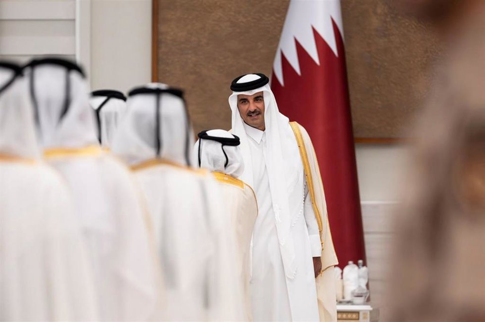 Archivo - Emir de Qatar, Tamim bin Hamad Al Thani, en un acto en Doha. 