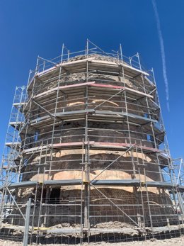 Obras de rehabilitación de la Torre de San Miguel en Cabo de Gata (Almería).