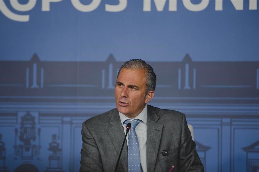 Archivo - El portavoz de Vox en el Ayuntamiento, Javier Ortega Smith, en la sala de prensa de Plaza de la Villa