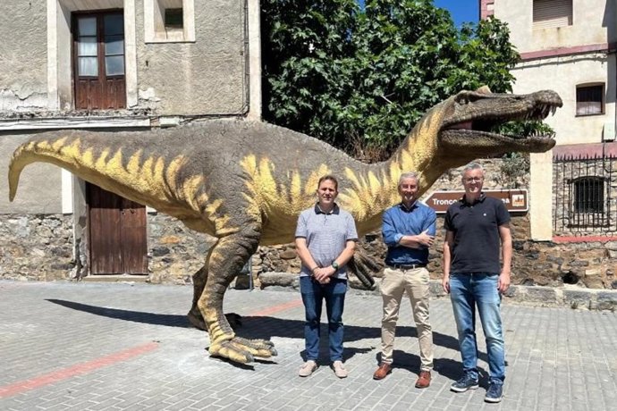 La Rioja potencia el atractivo de la Reserva de la Biosfera con una réplica a tamaño real del Riojavenatrix lacustris