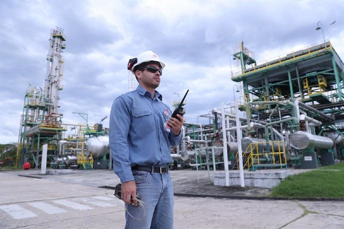 Perú.- Subsectores hidrocarburos y electricidad continuaron creciendo en mayo de 2026