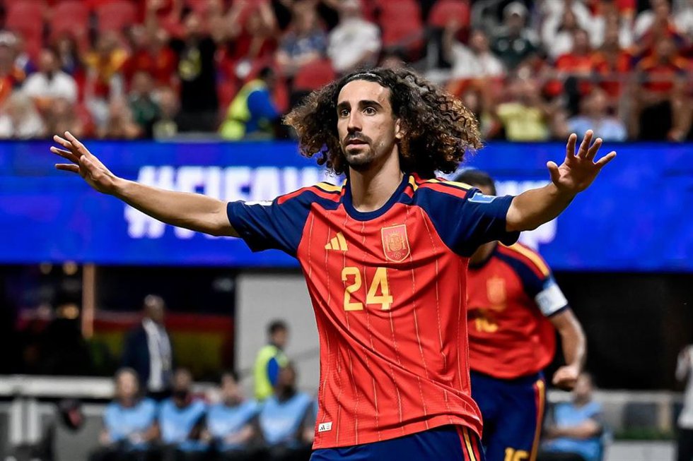 Marc Cucurella con la selección española en el Mundial 2026