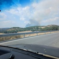 El incendio de Santa Elena (Jaén) obliga a activar la fase 1 de emergencia del Plan Infoca y desalojar a 40 personas