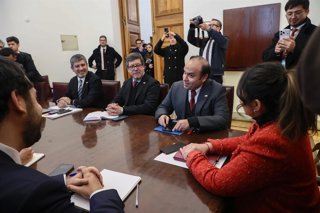 Santiago 1 de julio 2026.  En el marco de la inspeccion total al estado, el Comite Estrategico de Auditoria y Revision Fiscal realiza su cuarta sesion de trabajo en el Palacio de La Moneda.  Dragomir Yankovic/Aton Chile
