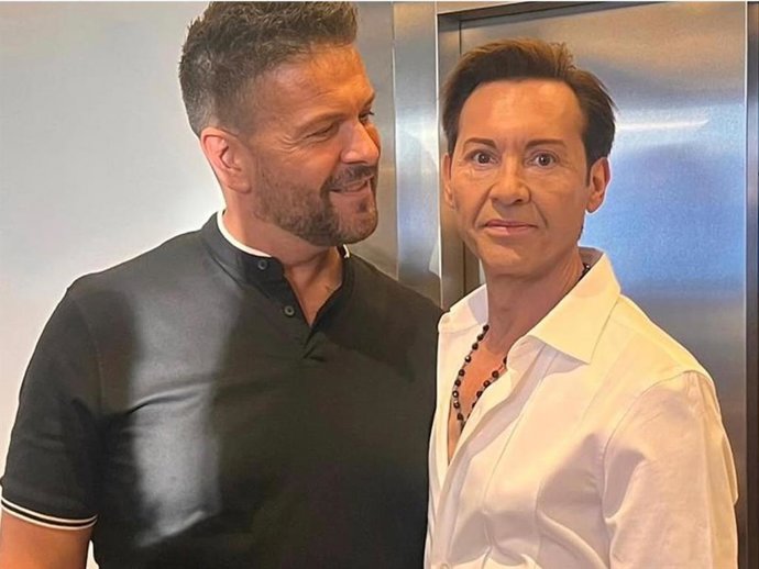 Manolo Arjona, con su excompañero Xavier Font en 2022