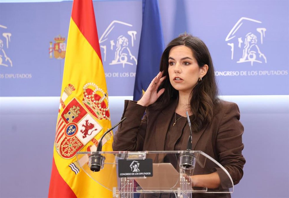 Archivo - La diputada del grupo parlamentario Vox, Pepa Millán, durante una rueda de prensa en el Congreso de los Diputados, en una imagen de archivo