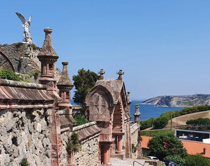 Archivo - Cementerio de Comillas