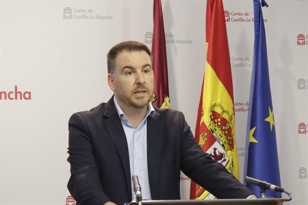Antonio Sánchez Requena.