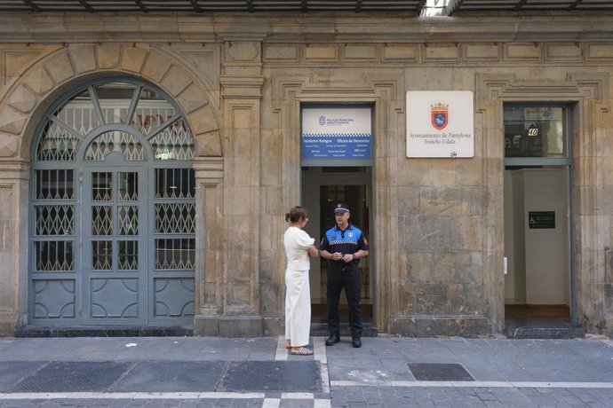 La Policía Municipal de Pamplona volverá a abrir una oficina provisional de denuncias durante los Sanfermines en la calle Zapatería.