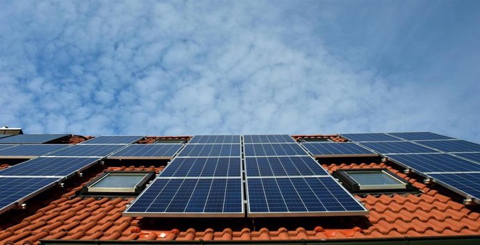 Archivo - Placa fotovoltaica