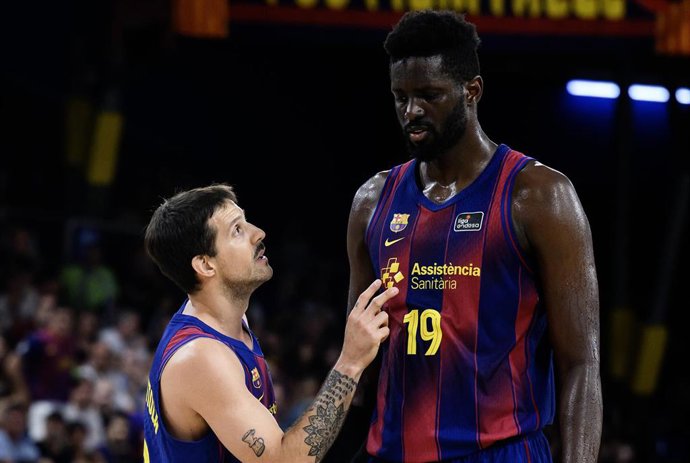 Nico Laprovittola y Youssoupha Fall en un partido con el Barça en el Palau Blaugrana