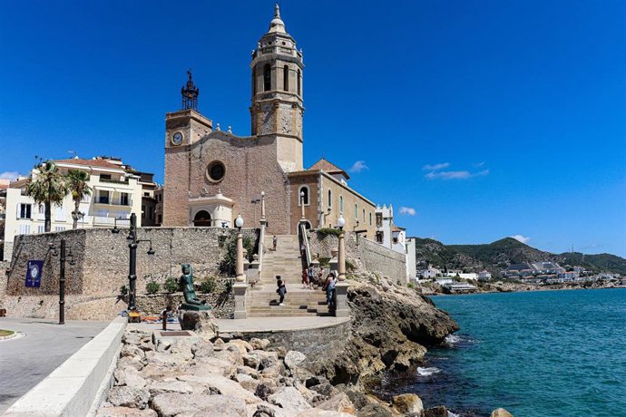 Iglesia de Sant Bartomeu i Santa Tecla de Sitges, uno de los monumentos que ha recibido la ayuda