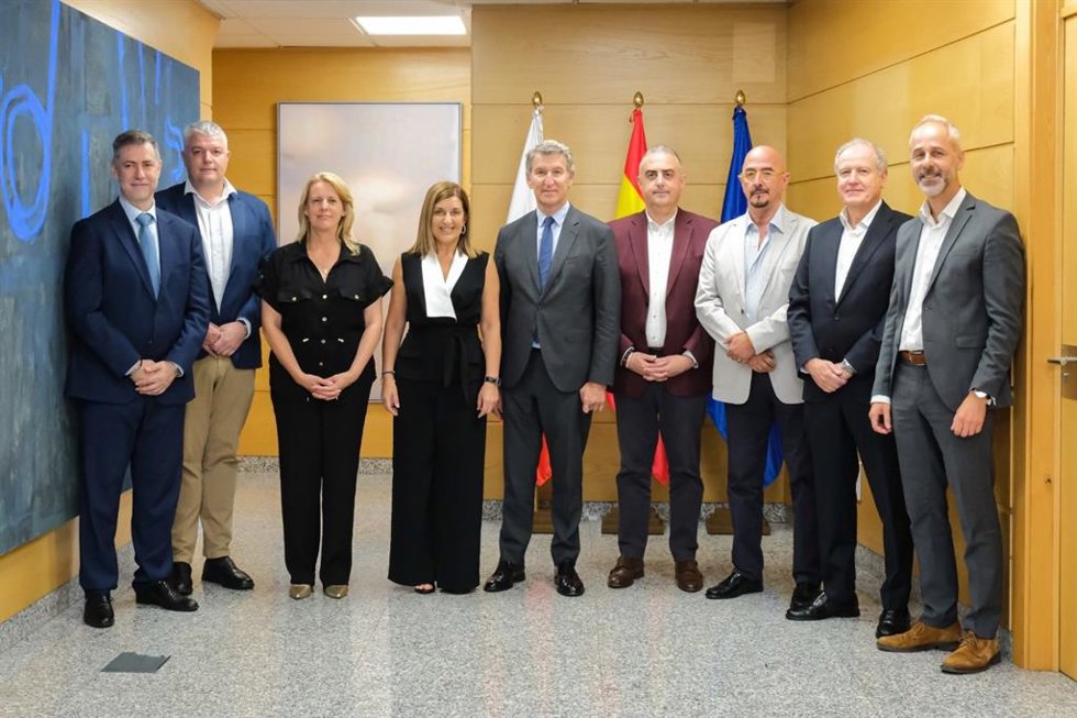 Feijóo se reúne con Buruaga y sus consejeros