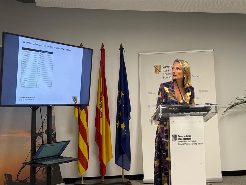 La consellera de Trabajo, Función Pública y Diálogo Social, Catalina Cabrer.