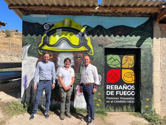Un proyecto de pastoreo previene los incendios, colabora con la DOP Queso Camerano y crea empleo en el medio rural