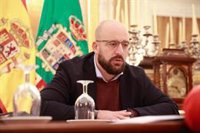 Beardo dice que se investiga a unos empresarios y "no está en cuestión la tramitación de contratos" de Diputación Cádiz