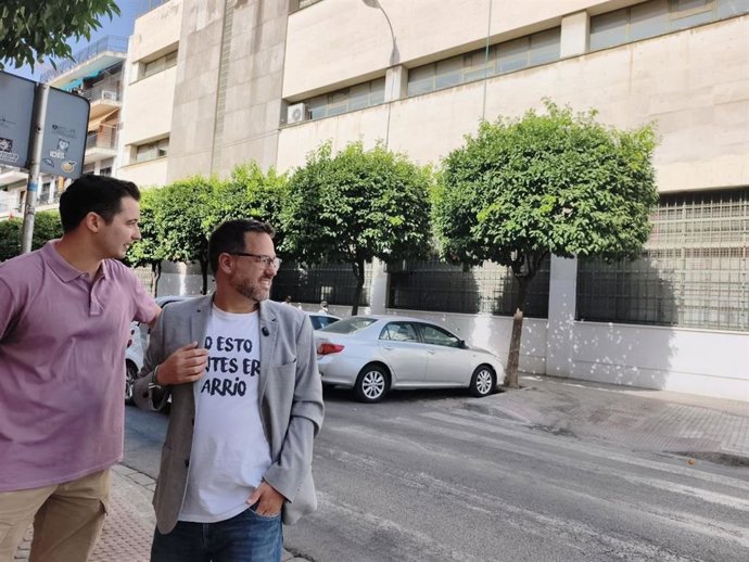 El portavoz de Adelante Andalucía, José Ignacio García, junto al parlamentario, Javier Montes. Imagen de archivo.