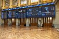 El Ibex 35 cierra con un nuevo máximo histórico, en los 19.671,8 puntos, tras subir un 1,37%